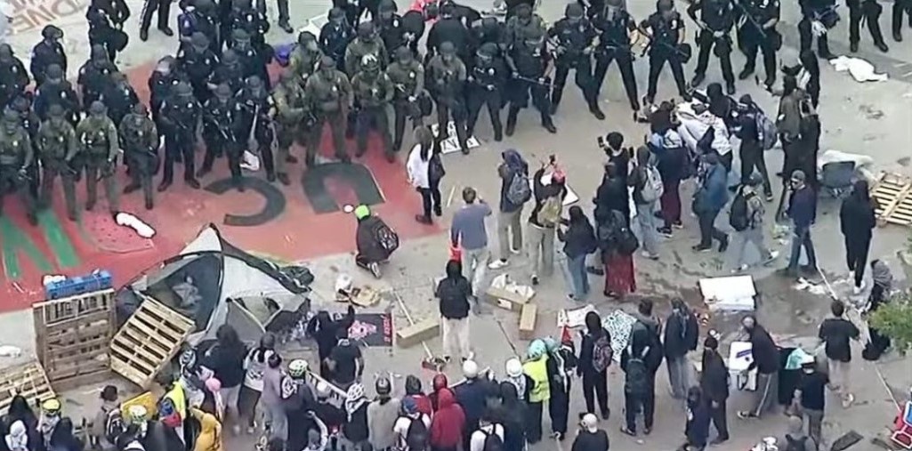 Police attack pro-Palestine encampment at University of California, Irvine.  | Fight Back! News/staff