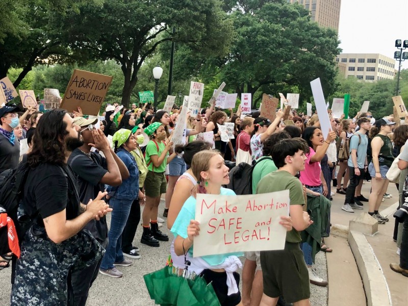 Austin, TX protest against overturning Roe v. Wade.