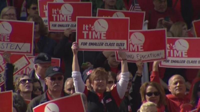 Seattle teachers demand school funding.