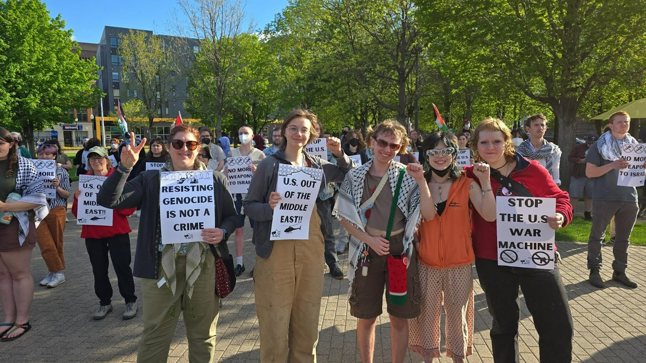 Protest on the Minneapolis U of MN campus demands divestment from apartheid Israel.  | Fight Back! News/staff