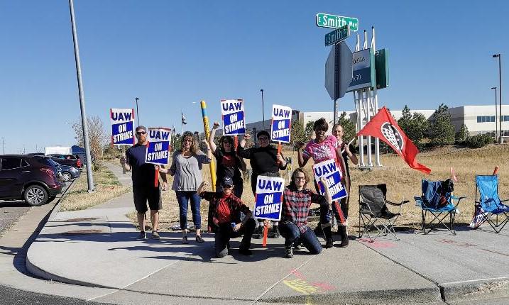 UAW picket line at Colorado GM facility.