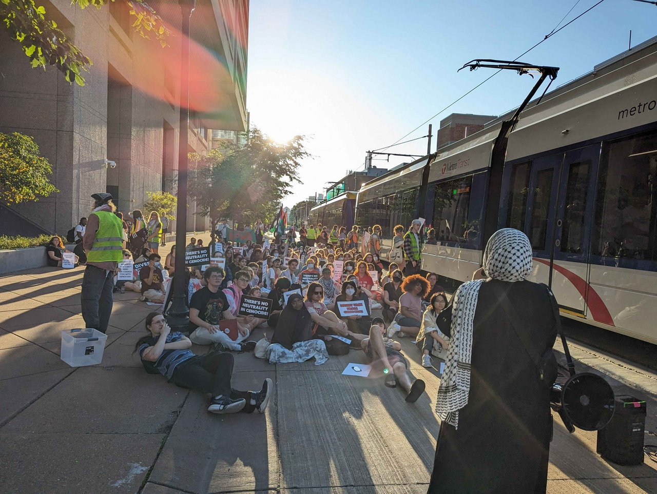 University of Minnesota students continue to press for divestment from apartheid Israel.  | Annie R-P. /Fight Back! News