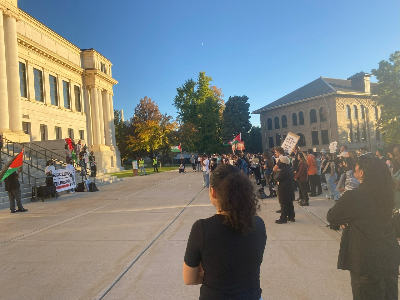 Protesters chant 'Not another nickel! Not another dime! No more money for Israel's crimes!' at the foot of the University of Utah administrative building. | Fight Back! News/staff