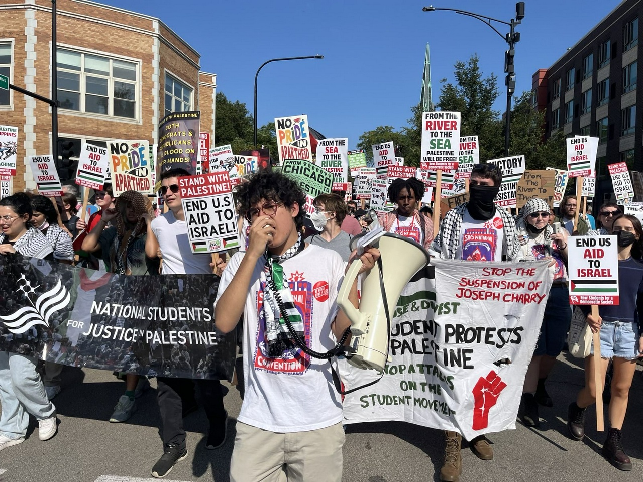 SDS marches for Palestine at the Democratic National Convention.