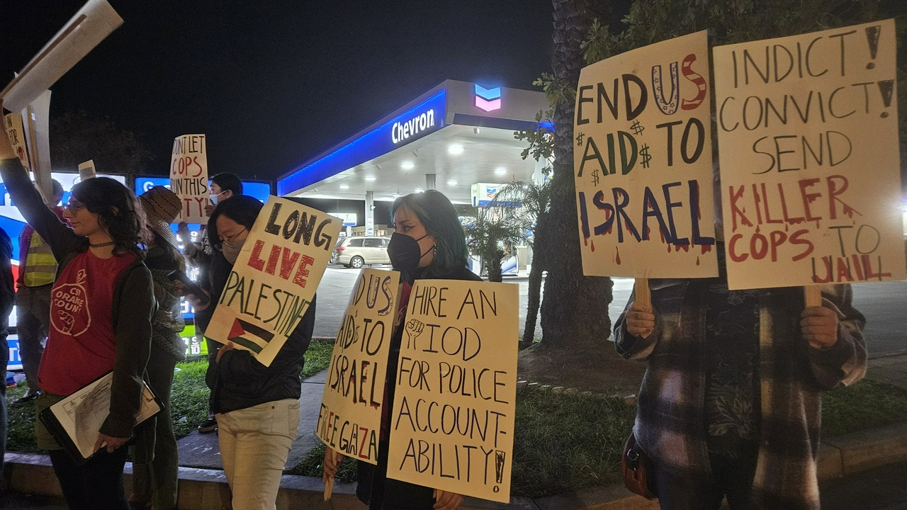Santa Ana, California protest against Trump election. | Staff/Fight Back! News Santa Ana, California protest against Trump election. | Staff/Fight Back! News