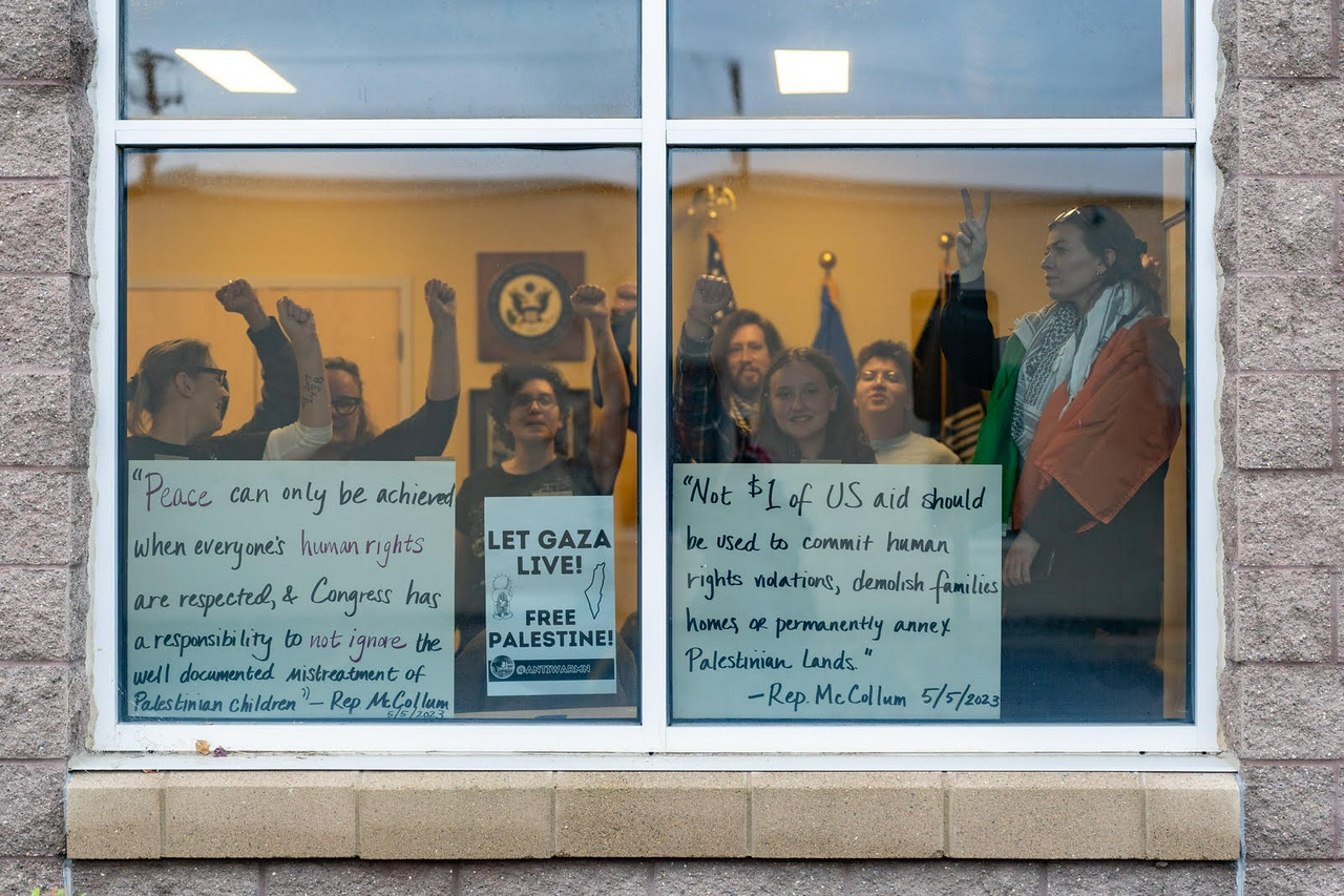 Protest for Palestine at the office of Representative McCollum. | Sigal Photos/Brad Sigal Protest for Palestine at the office of Representative McCollum. | Sigal Photos/Brad Sigal