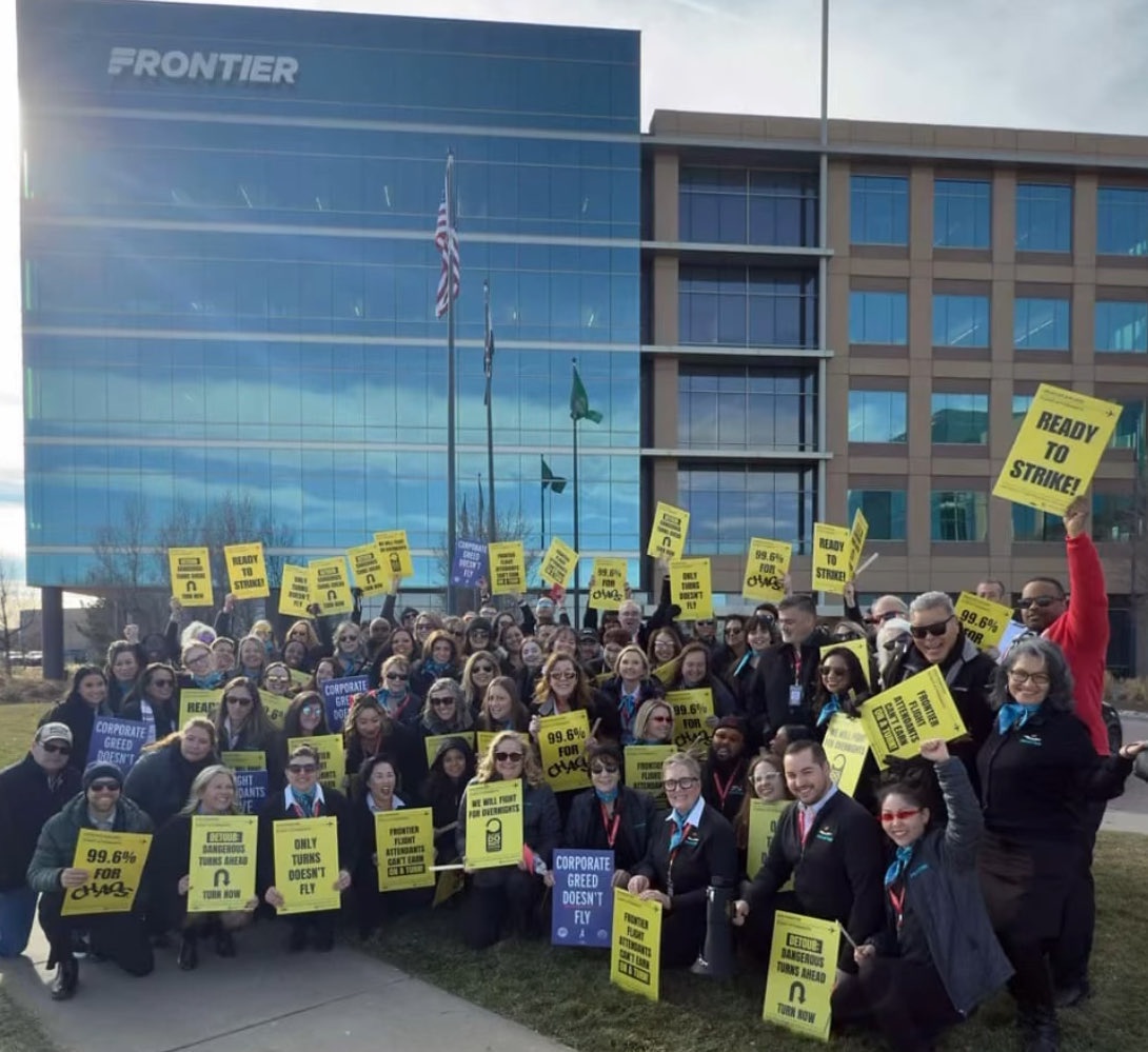 Flight attendants rally in Denver, CO