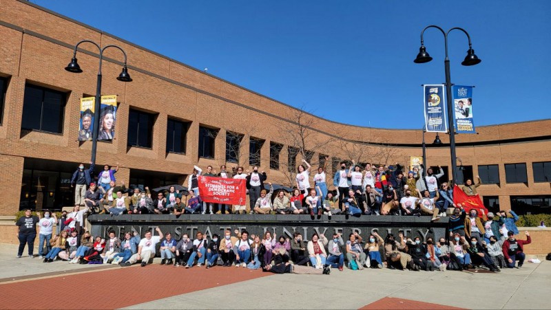 Participants in the Kent, Ohio SDS convention.