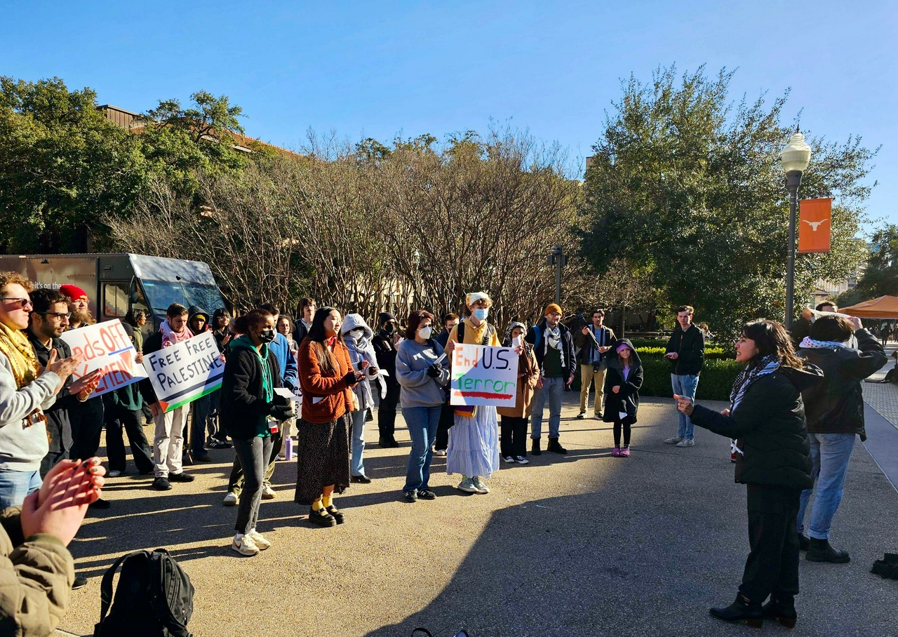 Austin, Texas students rally in solidarity with Yemen. | Fight Back! News/staff