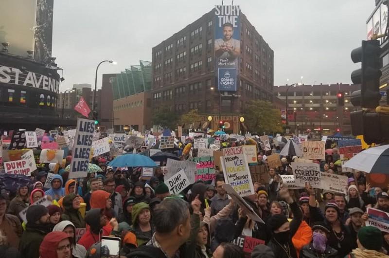More than 10,000 protest Trump in Minneapolis