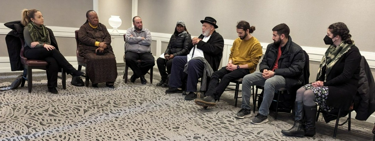 Naledi Pandor, second from left, meets with Chicago activists. | USPCN