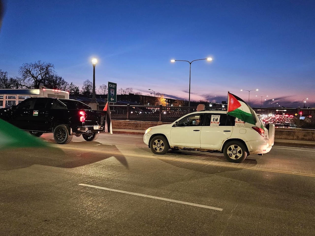 Cars lining up for the Palestine caravan. | Fight Back! News/Samantha Alsadi