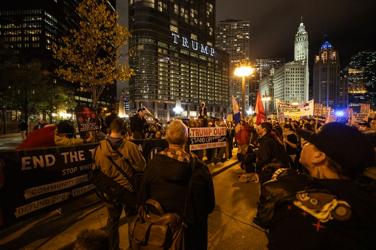 Chicago protest against Trump election. | Alec Ozawa/Fight Back! News