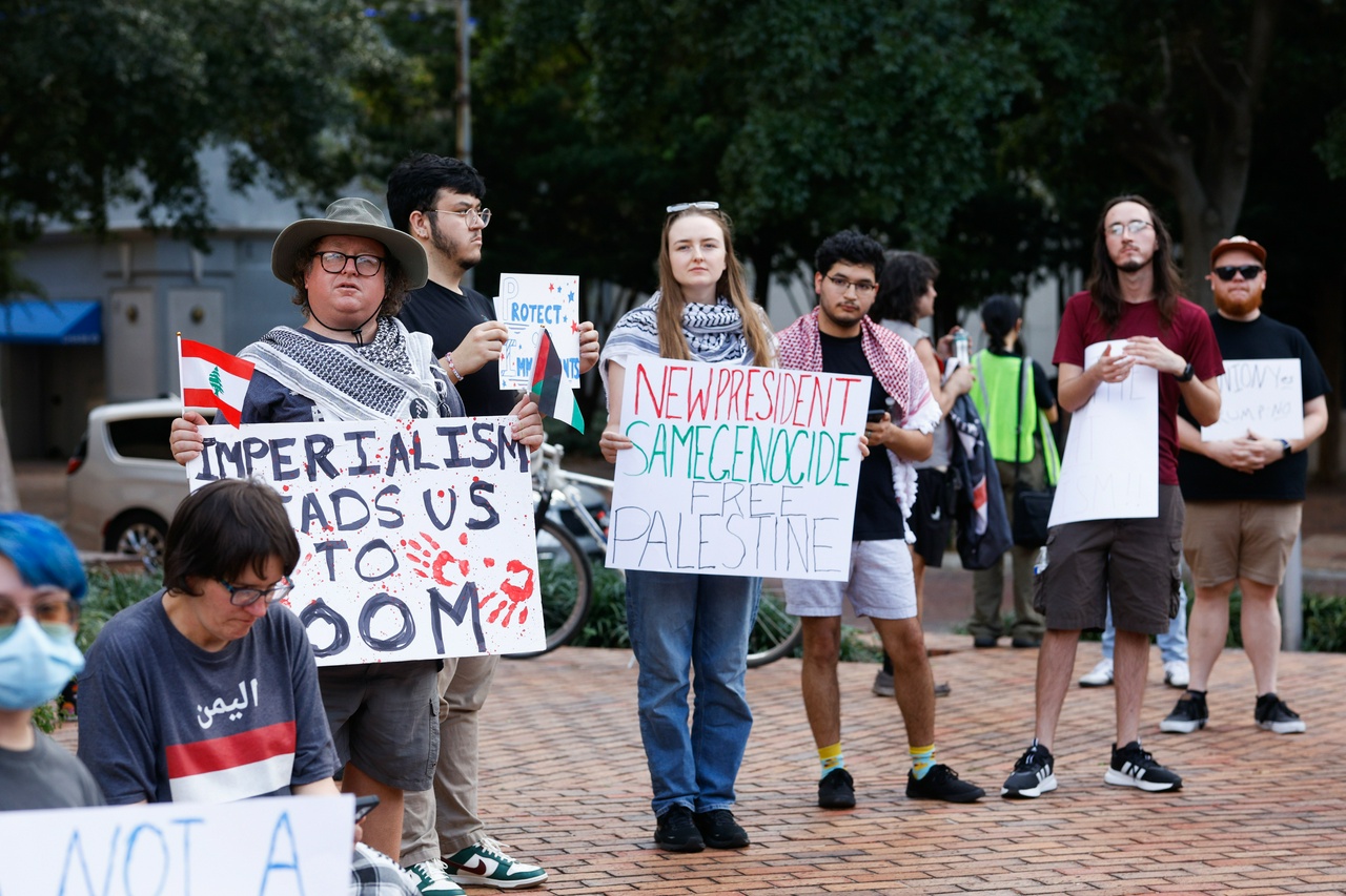 Post election protest in Tampa.  | Staff/Fight Back! News
