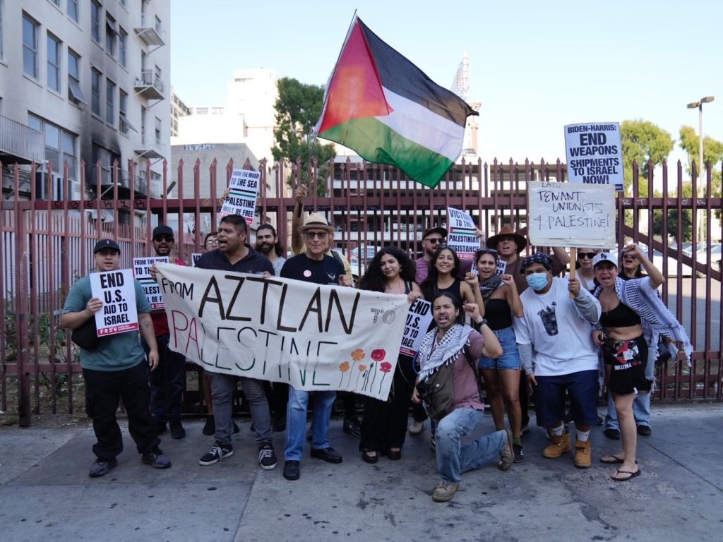 Members of Centro CSO stand with Palestine.  | Fight Back! News/Luis Sifuentes