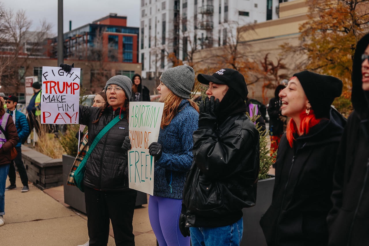 Minneapolis protest defends womens and reproductive rights. | Fight Back! News/staff Minneapolis protest defends womens and reproductive rights. | Fight Back! News/staff