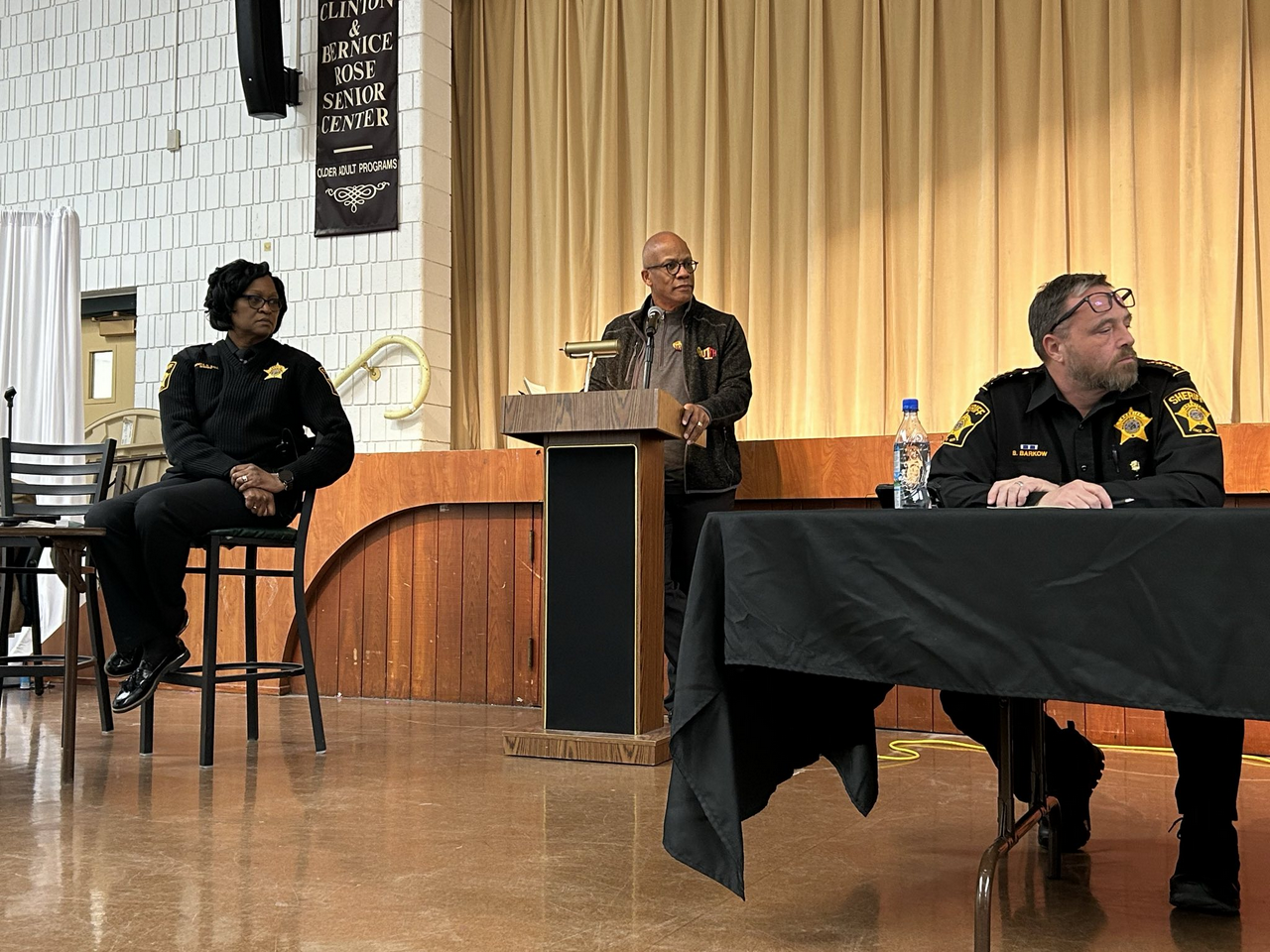 Town hall meeting challenges conditions in Milwaukee County Jail.