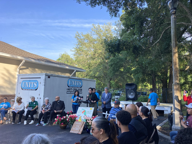 Vigil for Mexican farm workers killed in Florida auto accident.  | Fight Back! News/staff