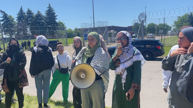 Students and community members rally outside the Detroit Detention Center, demanding the release of those arrested during the morning raid on the Wayne State encampment.  | Fight Back! News/staff
